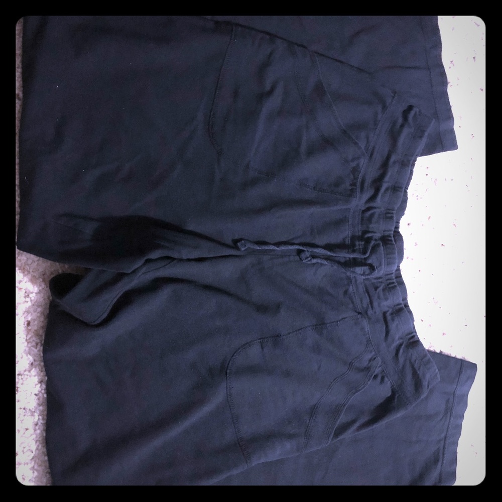 Loose fitting athletic pants